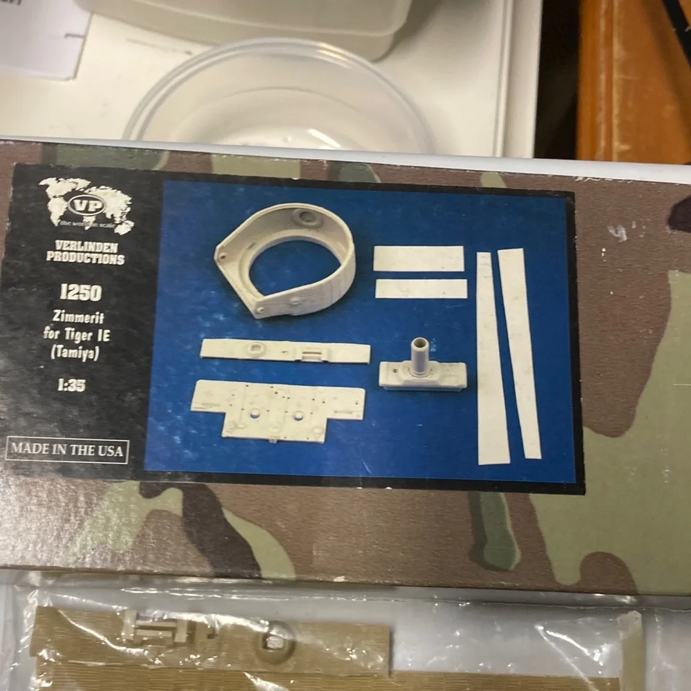 Verlinden 1/35 WWII model tank detail kits, Sherman, Tiger Zimmeret, lot of 2